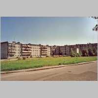 111-1421 Plattenbauten in Wehlau, gesehen im Juli 2005.jpg